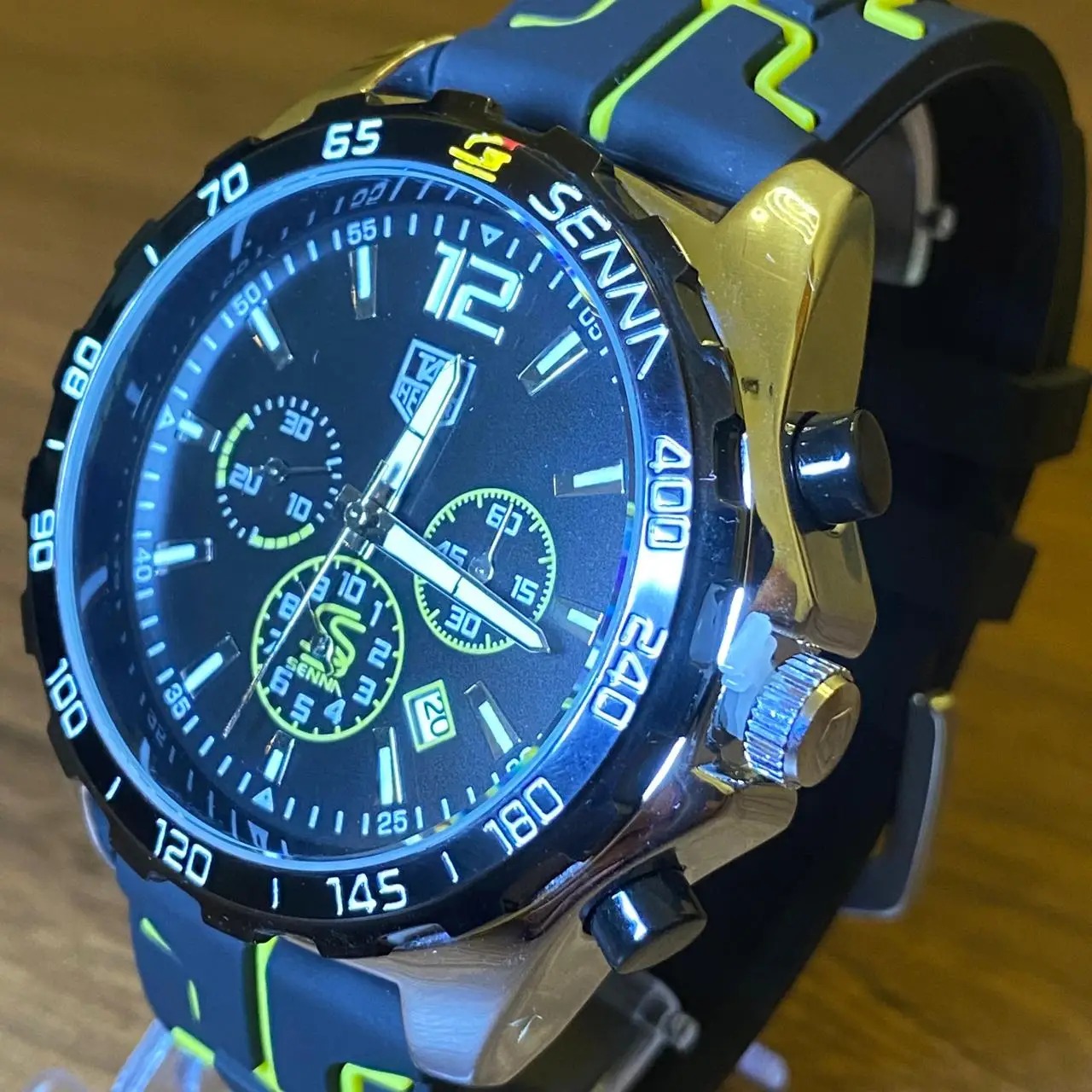 TAG Heuer Formula 1 Chronograph x Senna Special Edition