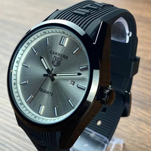 TAG Heuer Carrera