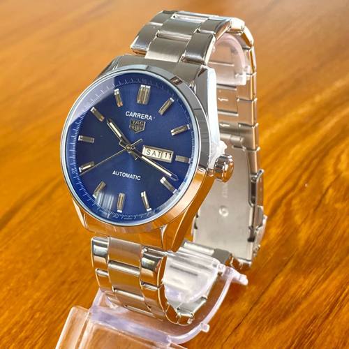 TAG Heuer Carrera